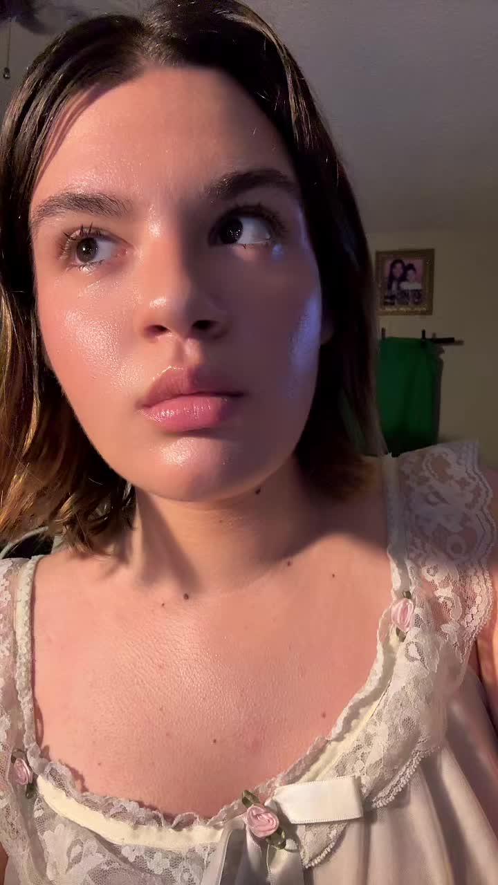 @𝒪𝓁𝒾𝓋ℯ 🫒🍸