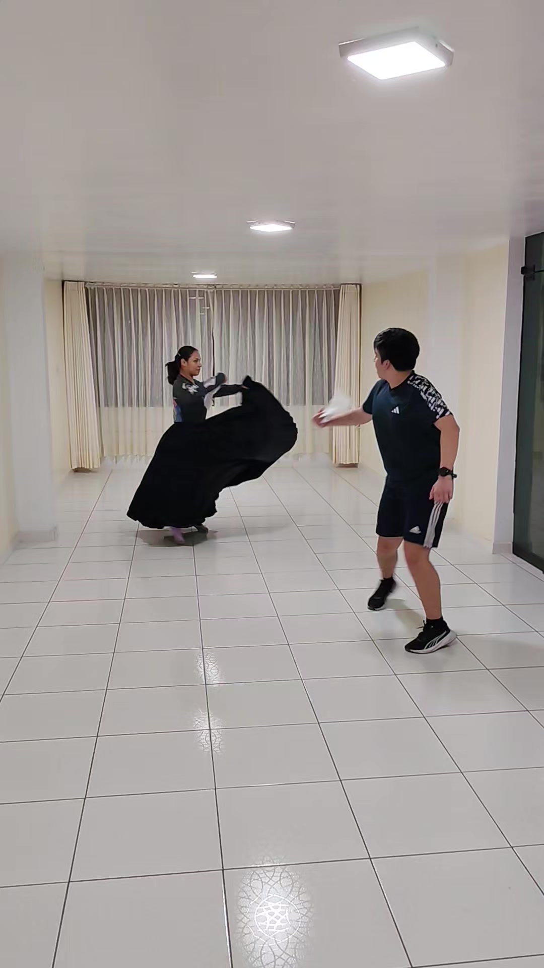@Oscar Pastor