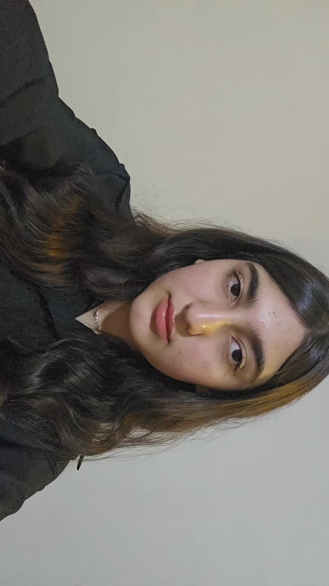 @𝒫𝒶𝓇𝓇𝑒𝓁𝓁𝒶🪽
