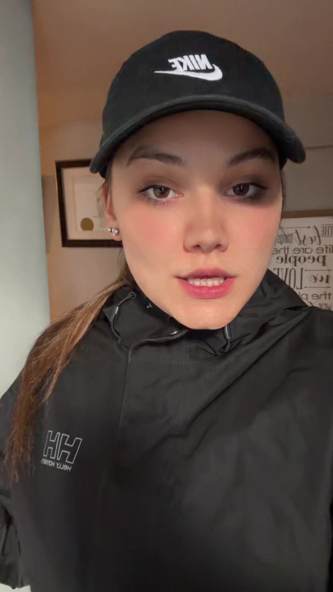 @carlydrew