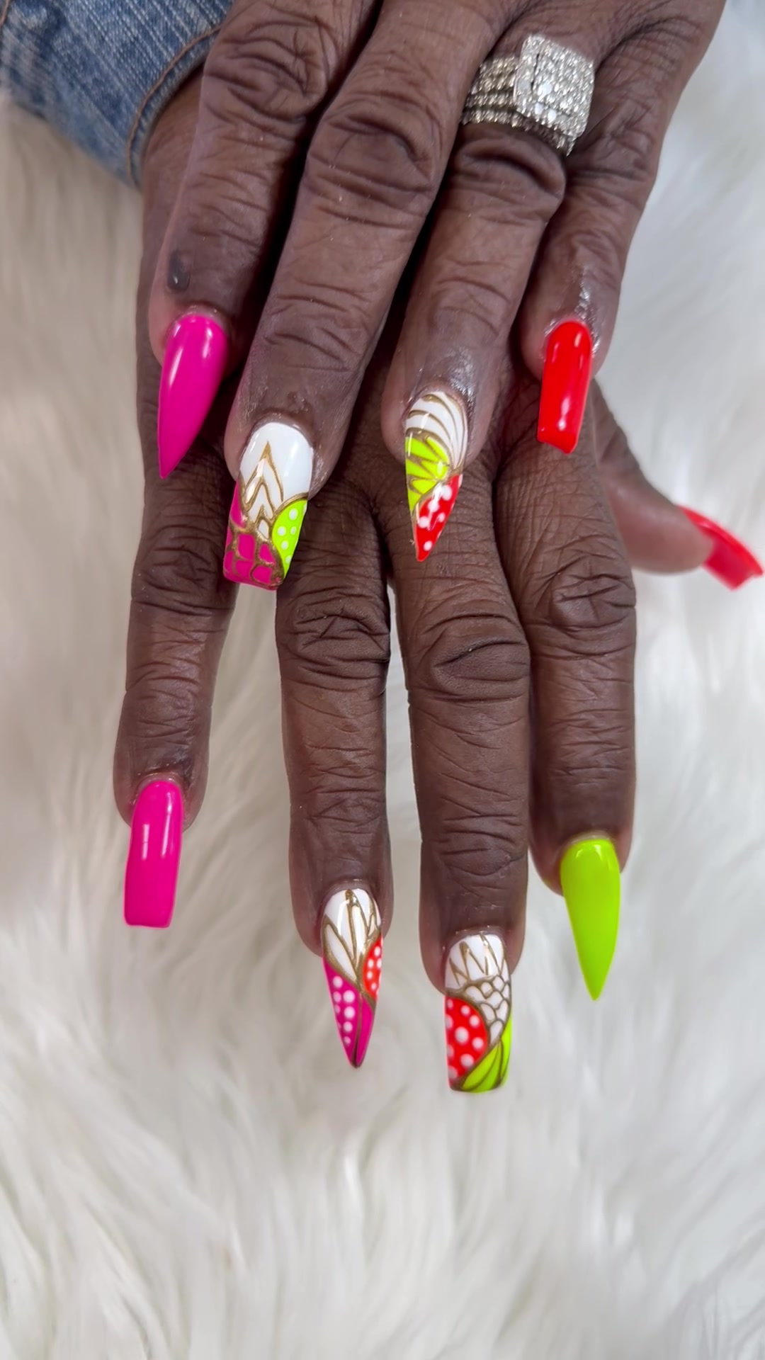 @Top Nails
