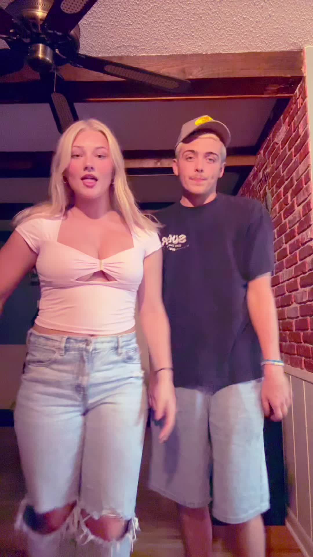 @livymclellan