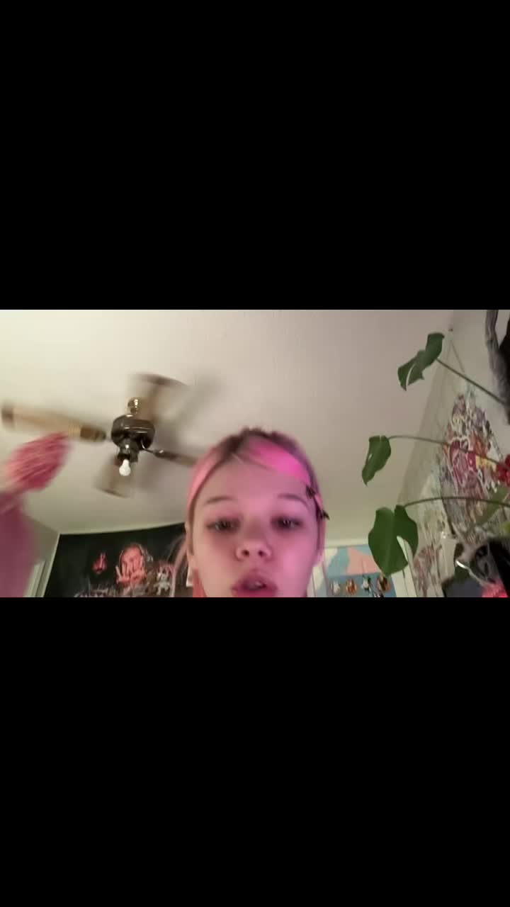 @avaa 🦄🪽🍭