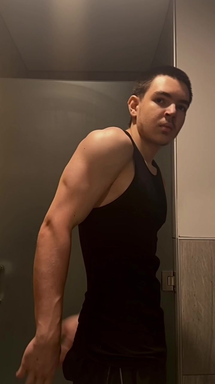 @2Lifters