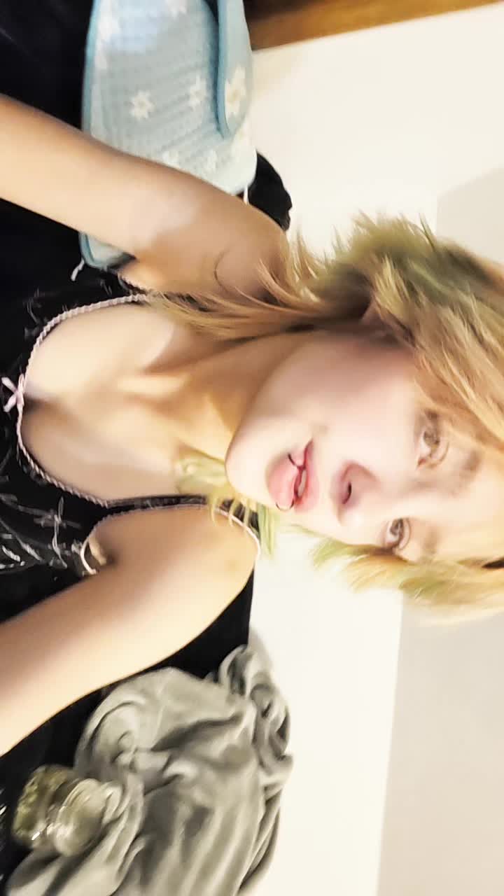 @๐ป๐ท~AKI~๐ท๐ป