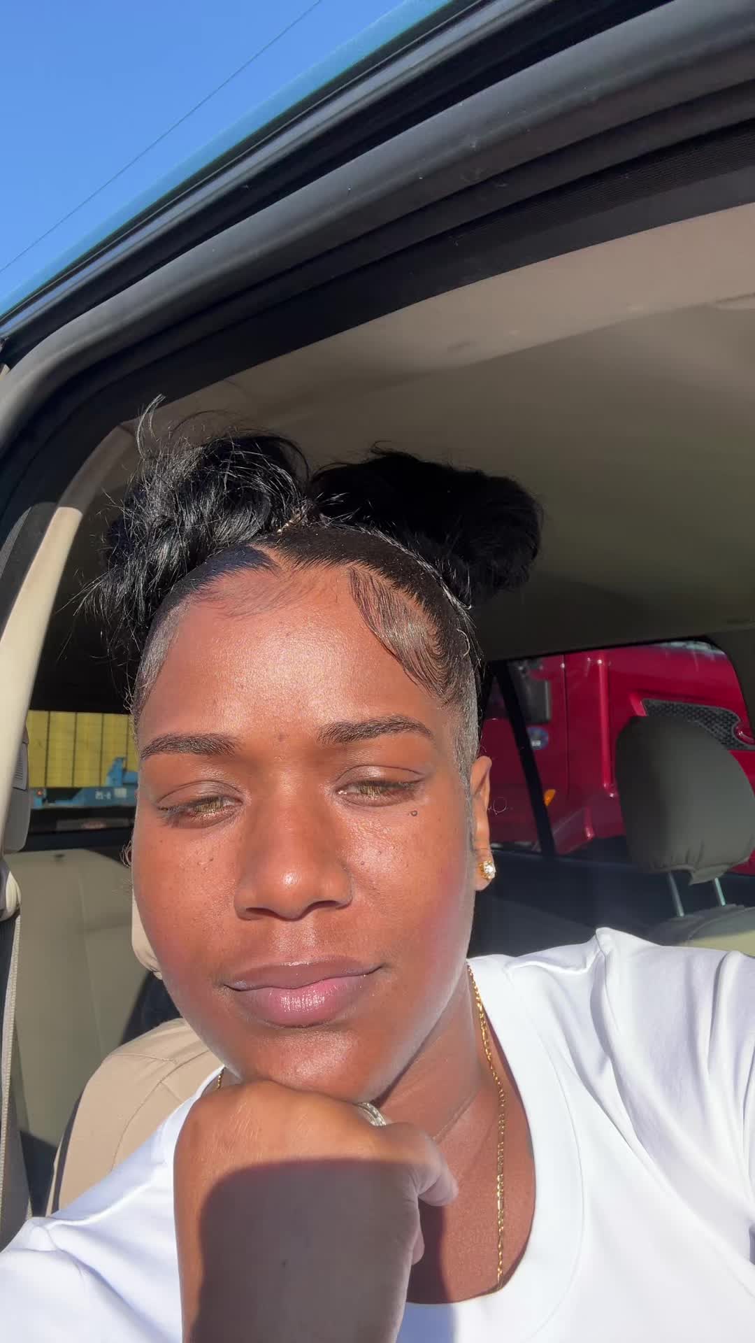 @Beejayy