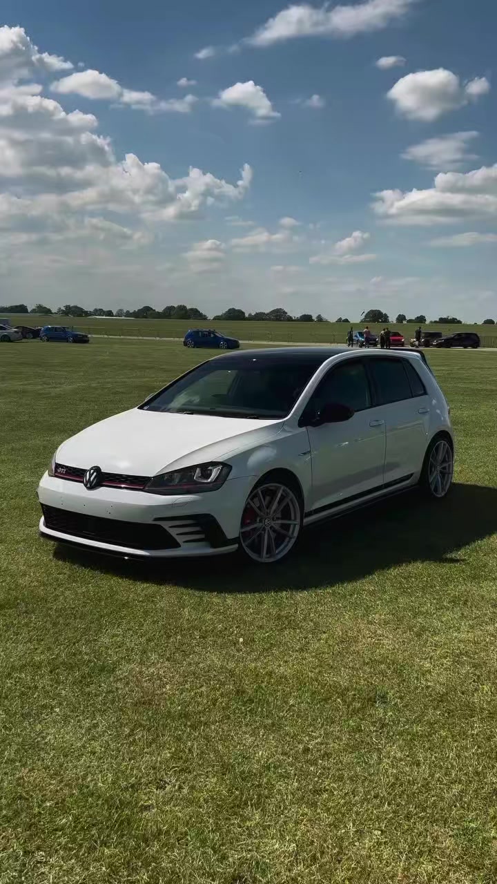@revvedcars
