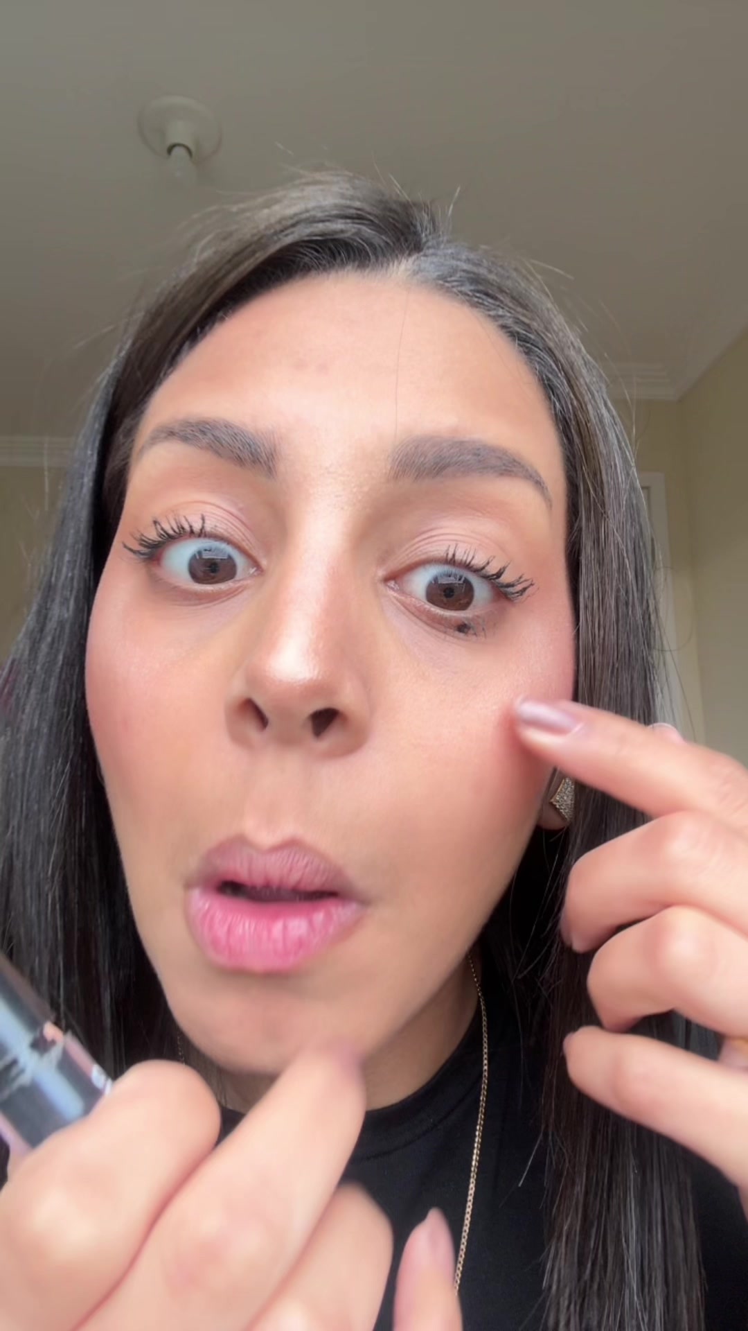 @Elena Ayala
