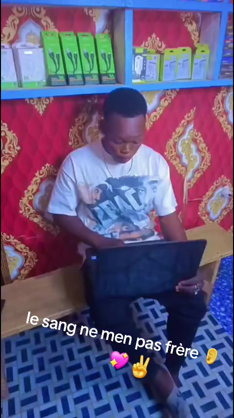 @Blem dix millions &hearts;️🔥🇧🇫