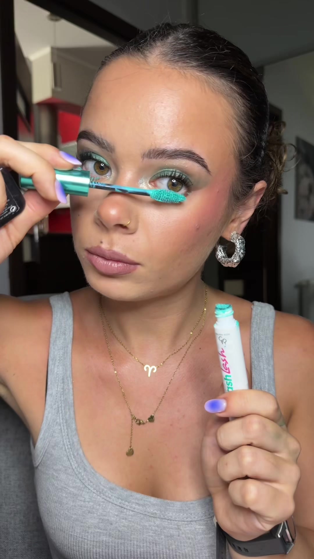 @CURLYBROWNIE• hair, GRWM •