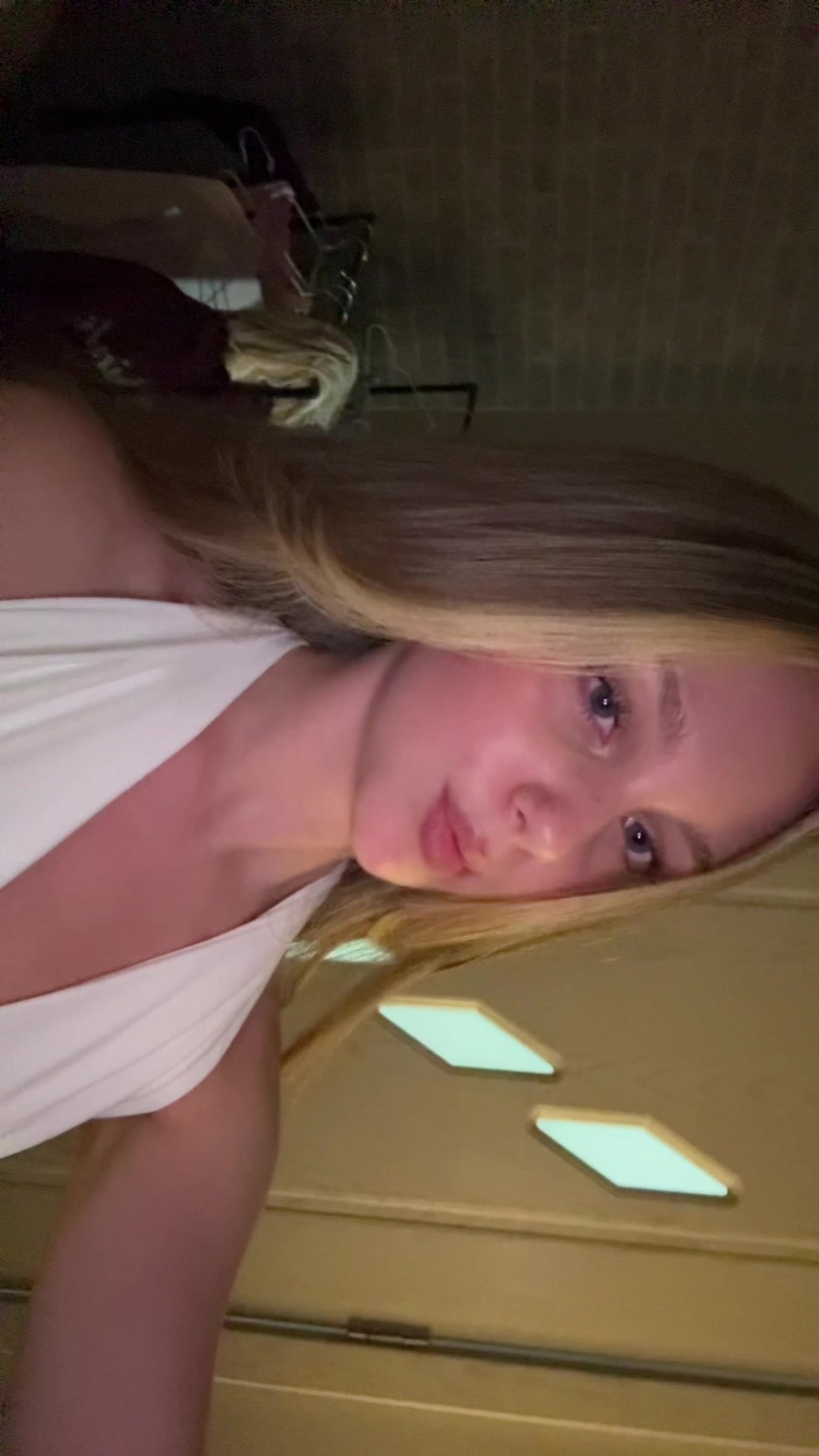 @вишенка🍒