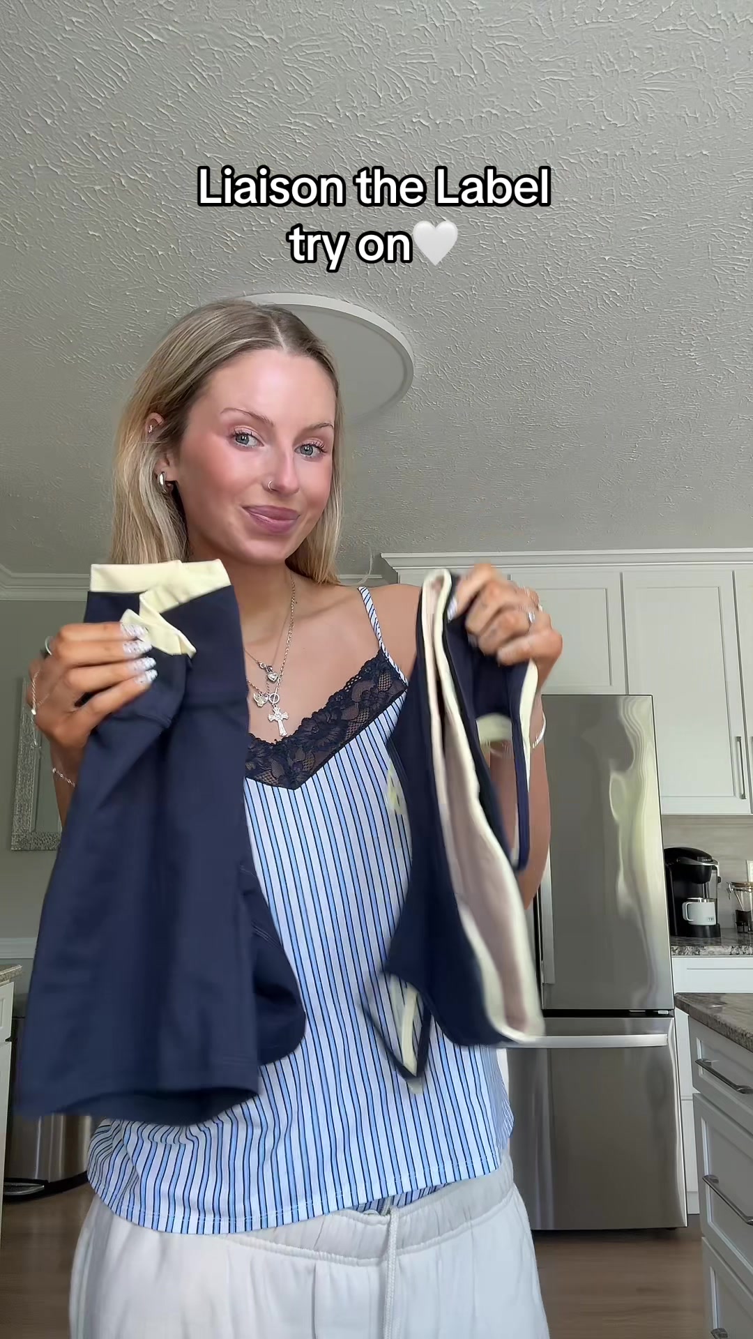 @blondie.jb