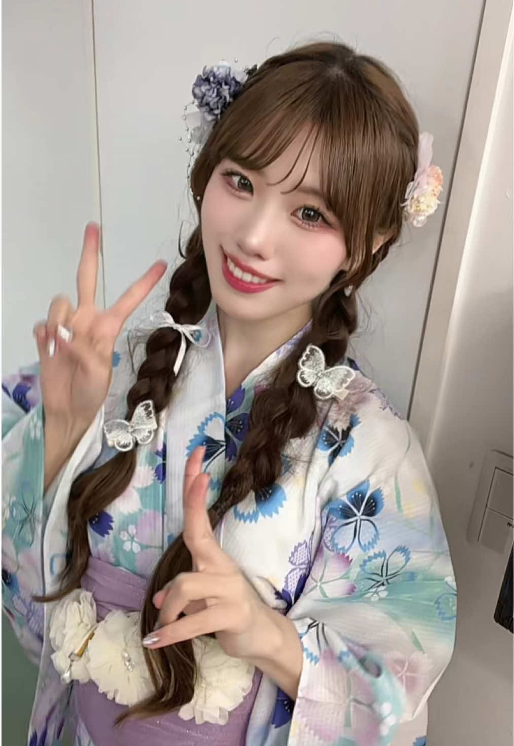 @姫輝あゆ【桃色革命】
