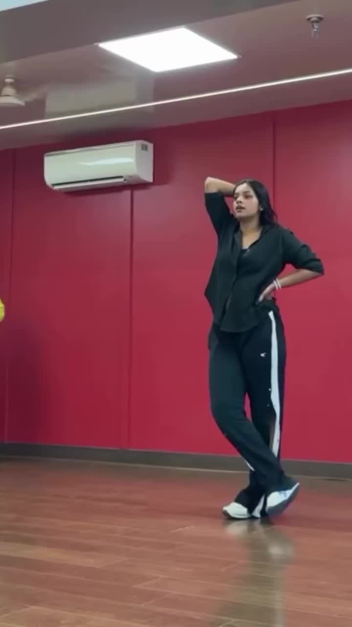 @CRAZY DANCING FACTORY💃🏿🕺