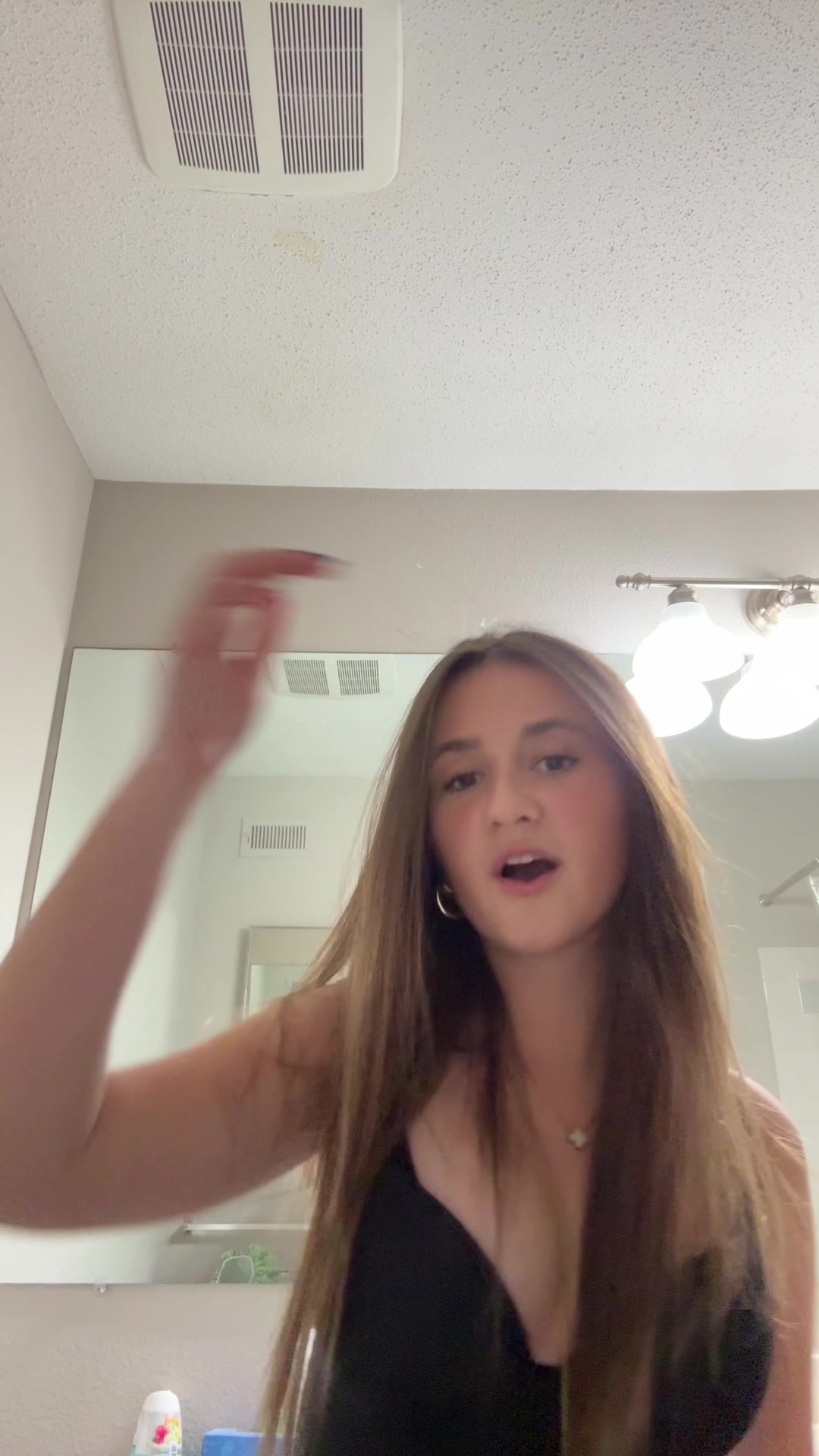 @siennalampert