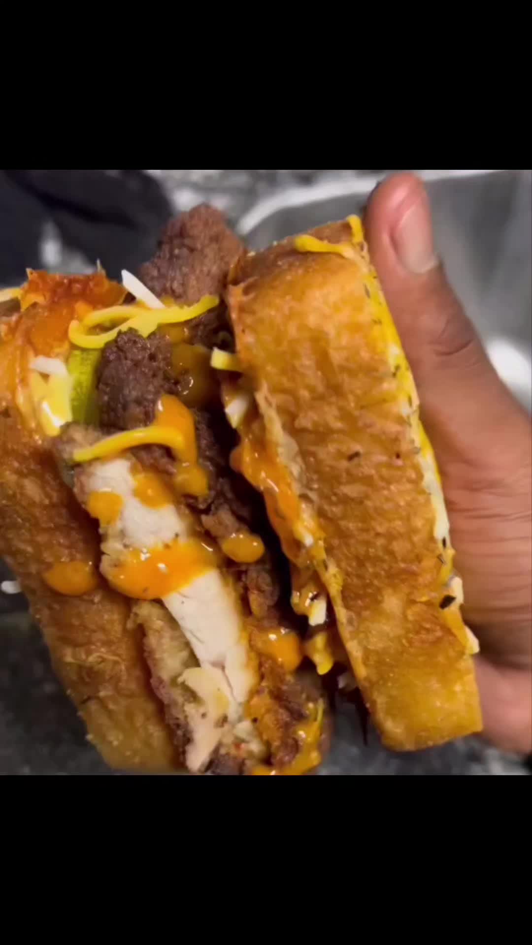 @TR🏚P PL🍔TTER