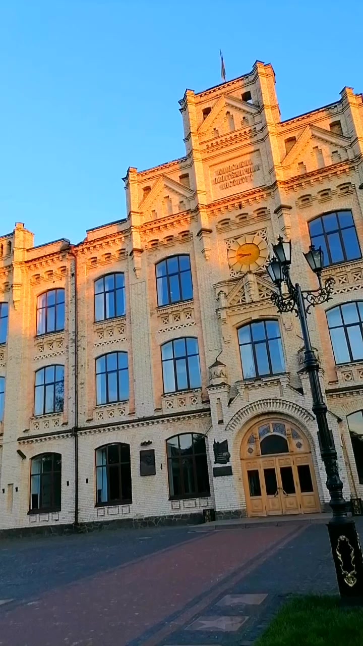 @Алехандро Регіс