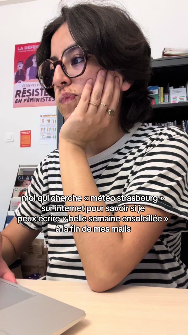@na&iuml; ꩜