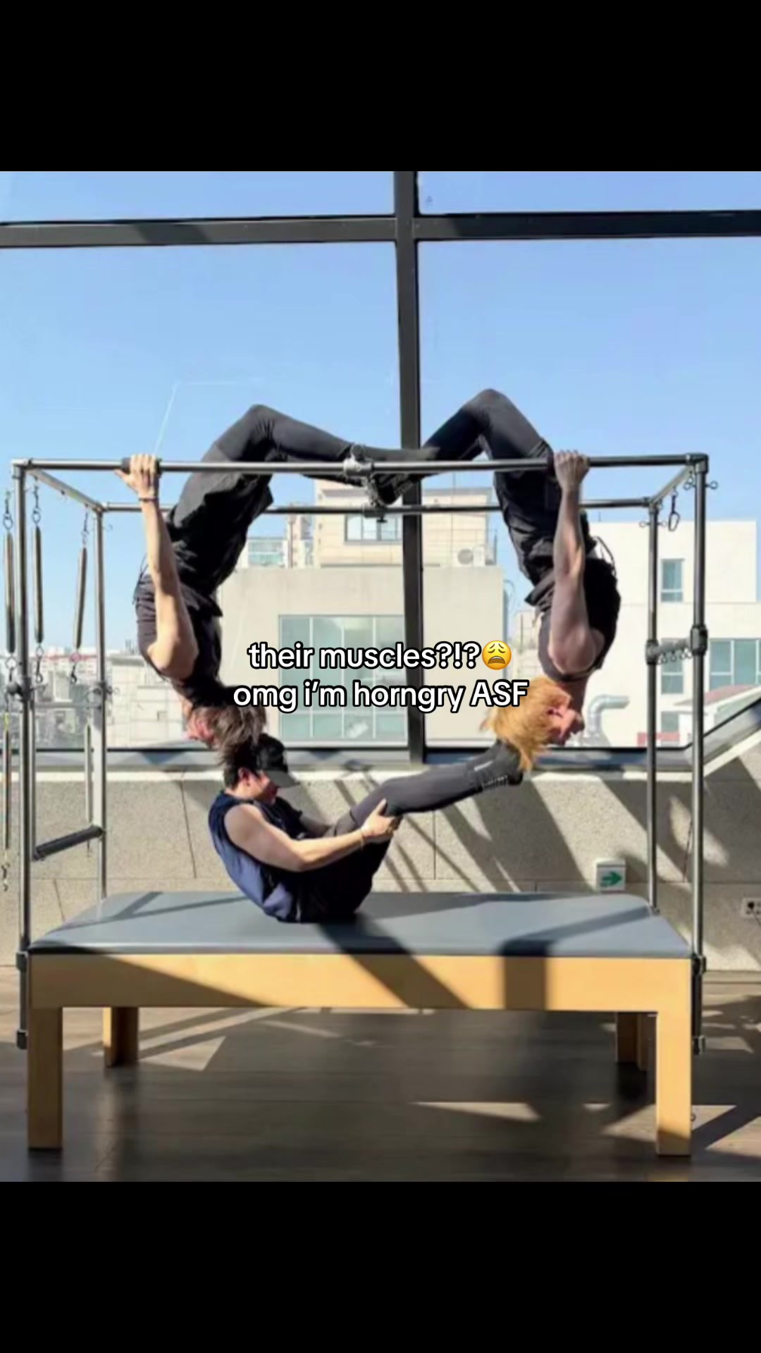 @meow (๑ᵔ⤙ᵔ๑) ⁸ | saw BTS 4/28!