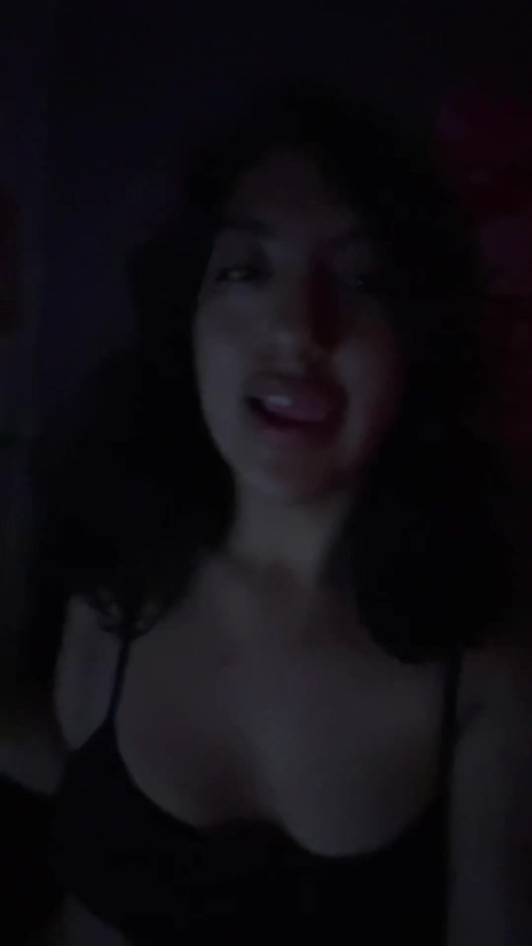 @️