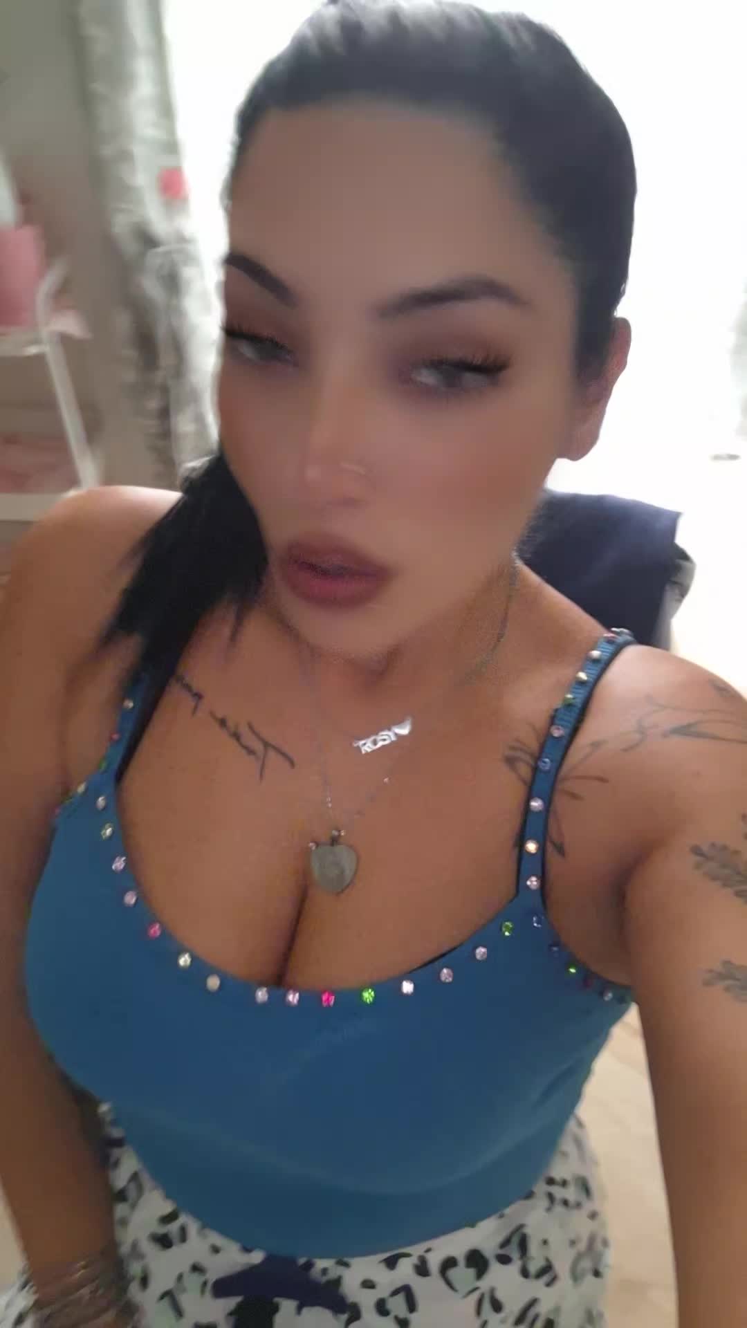@__rosy3