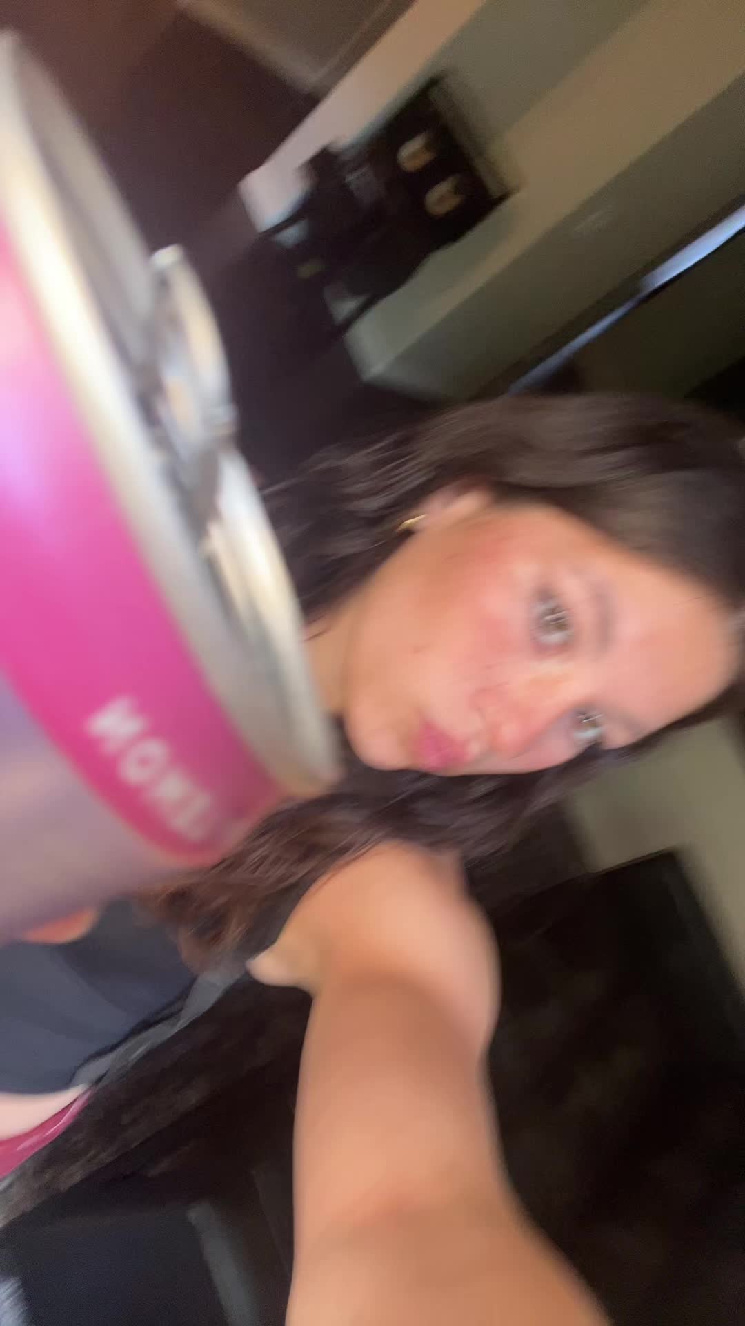 @hi