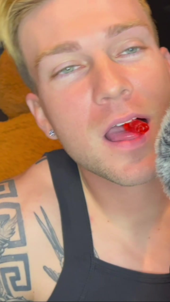 @Joodeeboochoo ASMR