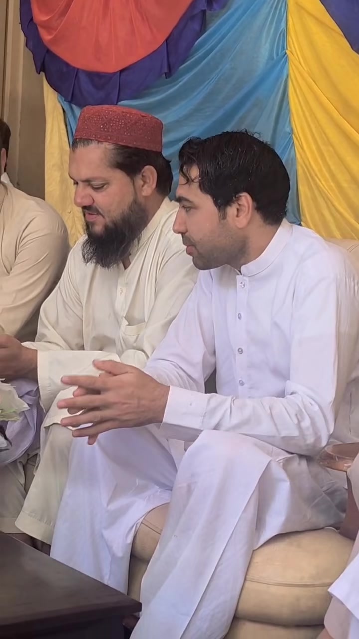 @Sabtain haider Khan hoti 999