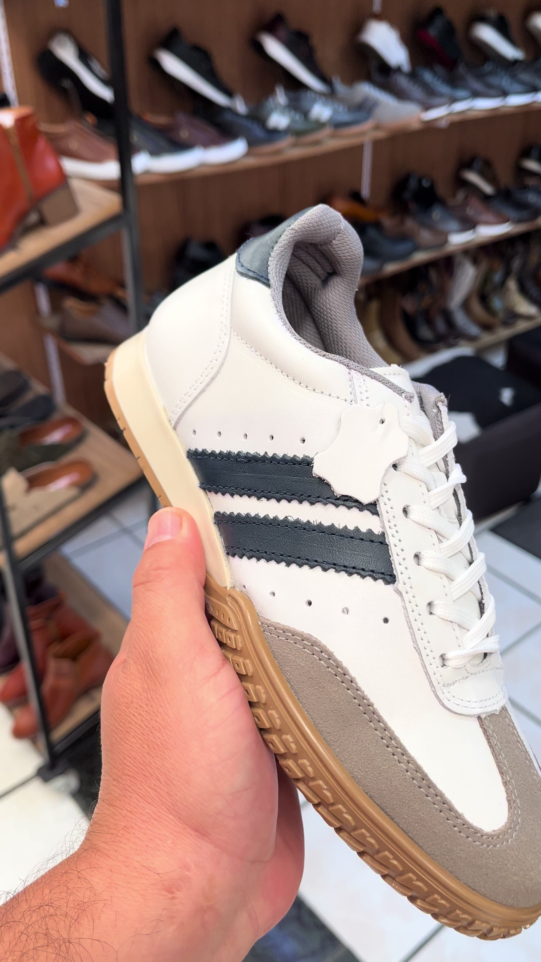 @Luxy Zapaterias