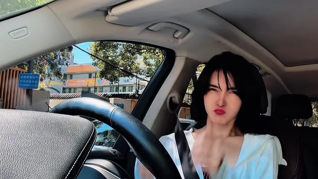 @Liya