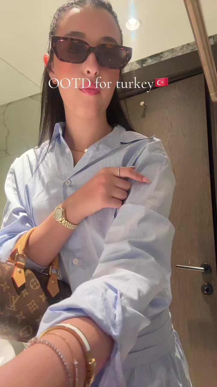 @Malika🤍