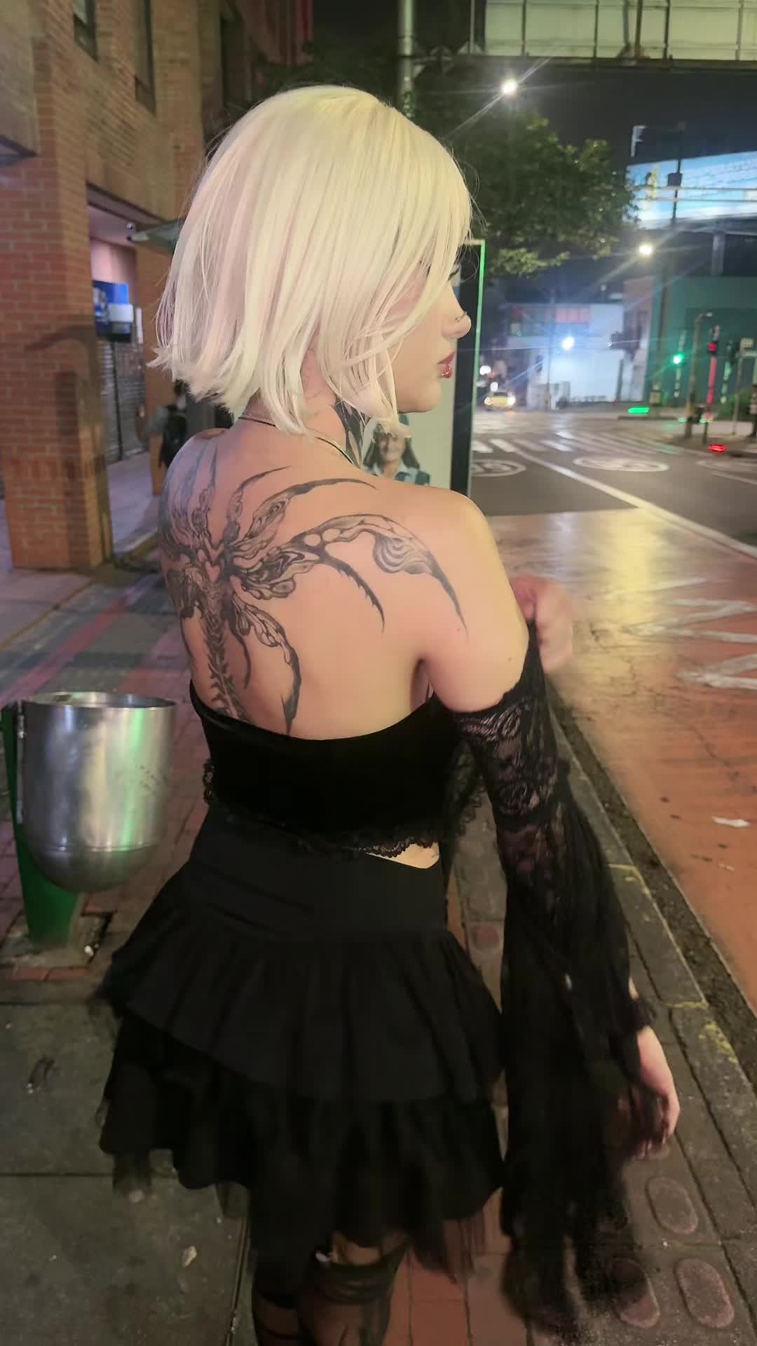 @goth_d0ll