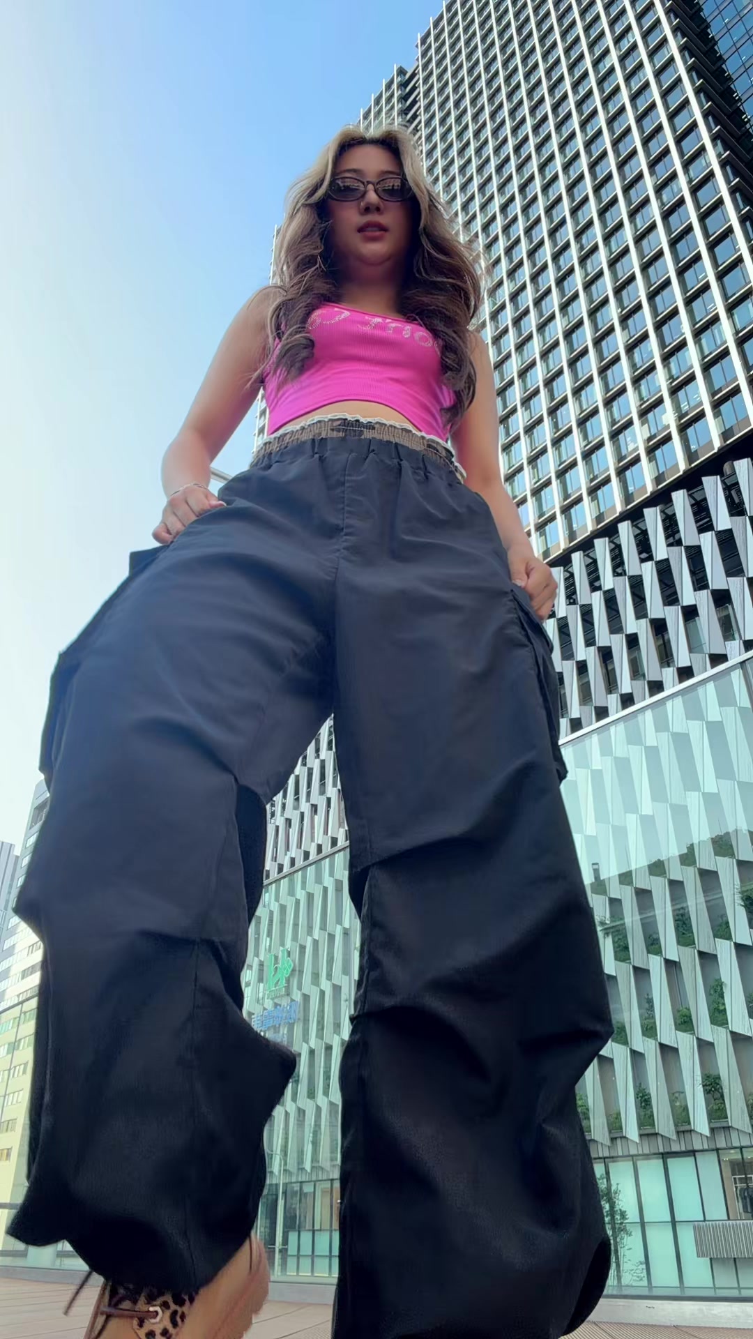 @レオ