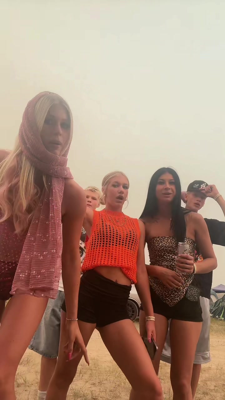 @taylee