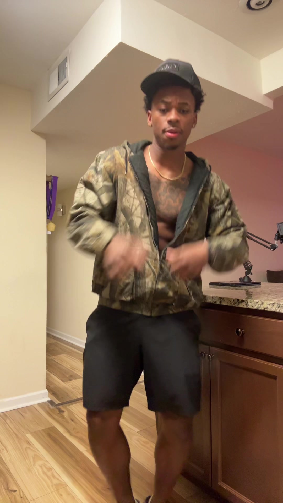 @dmoneydame