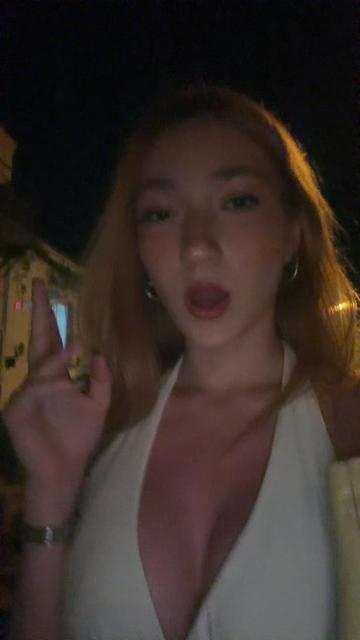 @d🦊