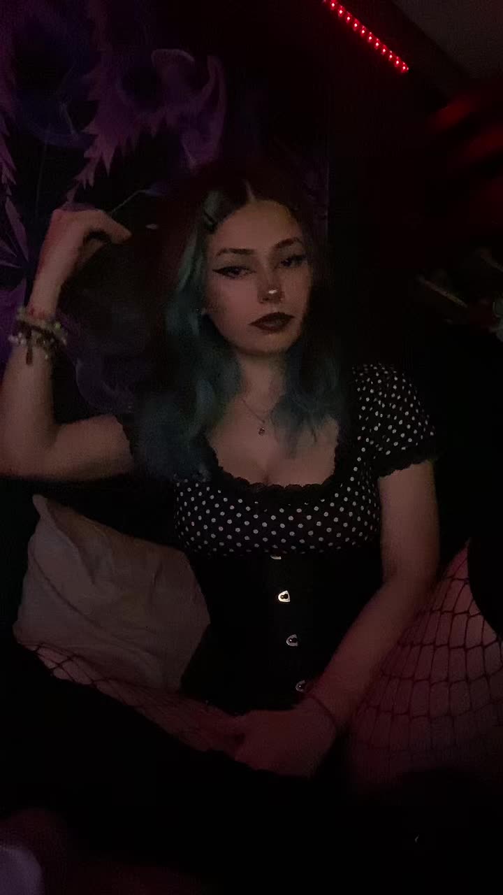 @roo<3