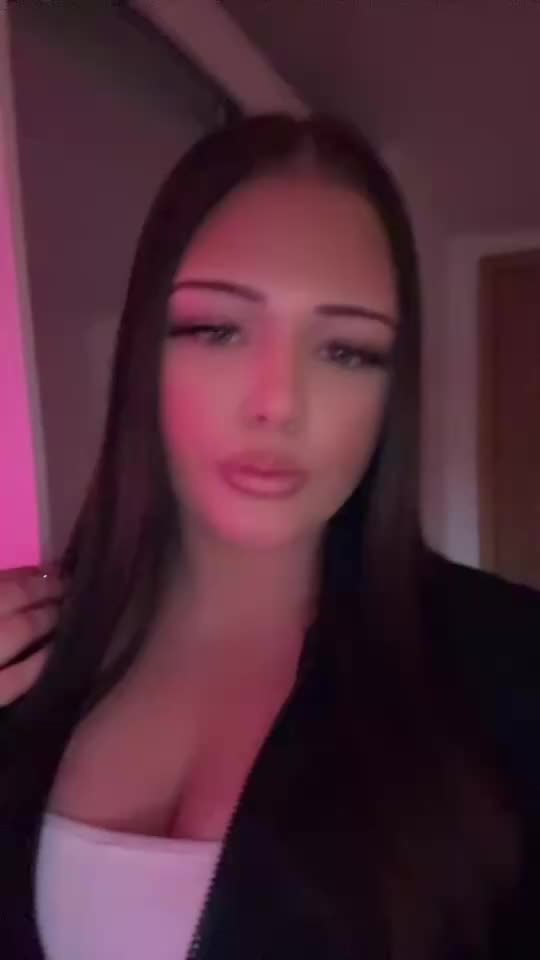 @🎀𝓜𝓪𝓻𝓽𝔂𝓷𝓴𝓪🎀