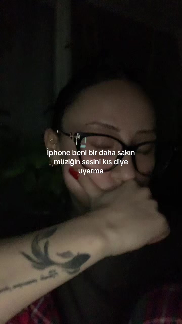 @Aisenur