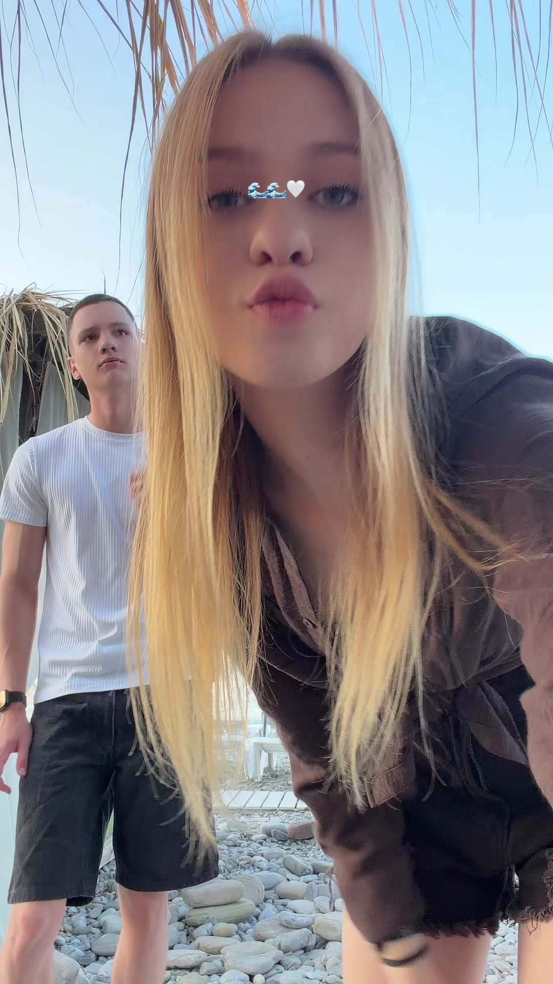 @𝒟