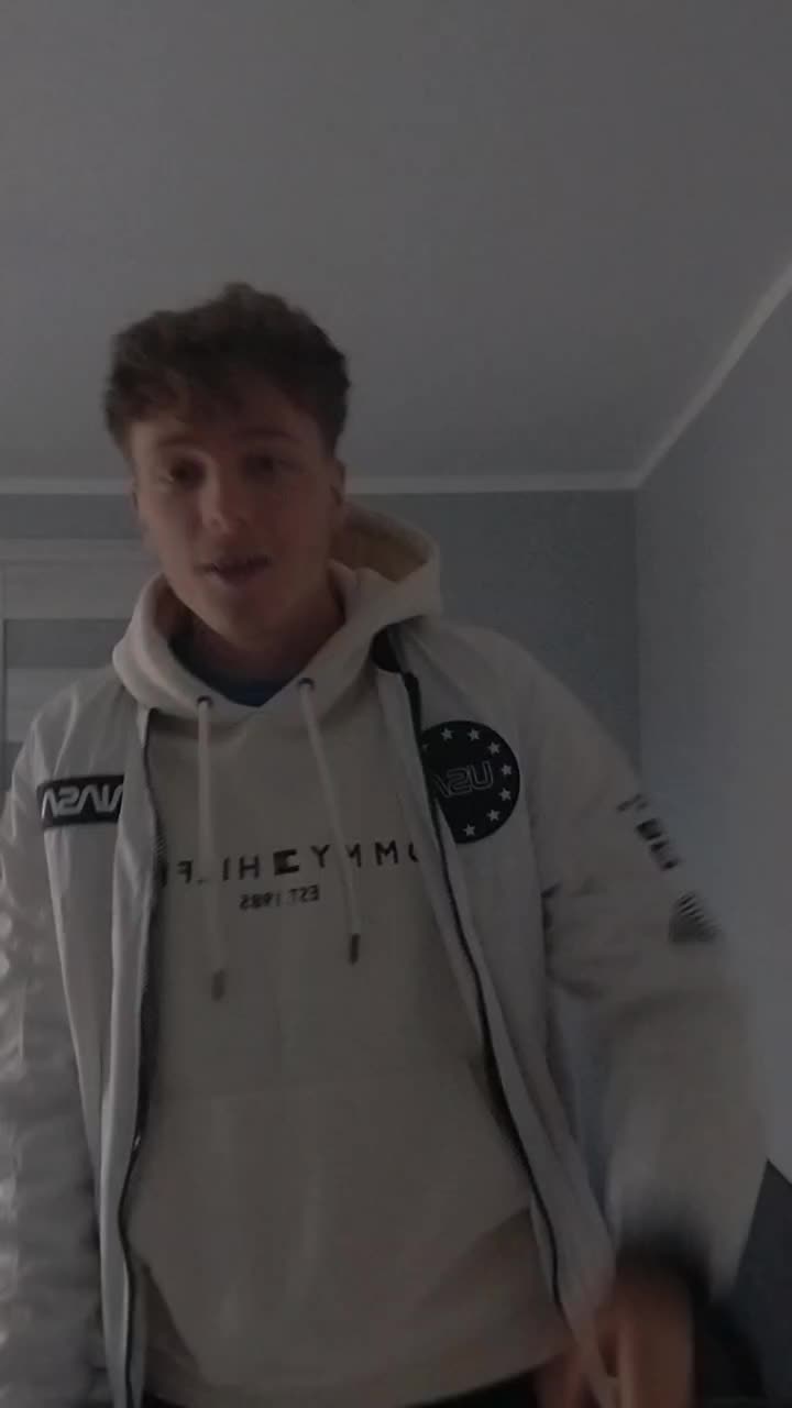 @DomiX &bull; ig yt_domix