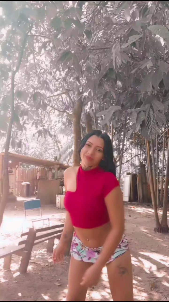 @Isabella