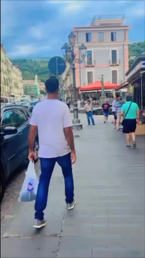 @Akmal Shahzad🇮🇹