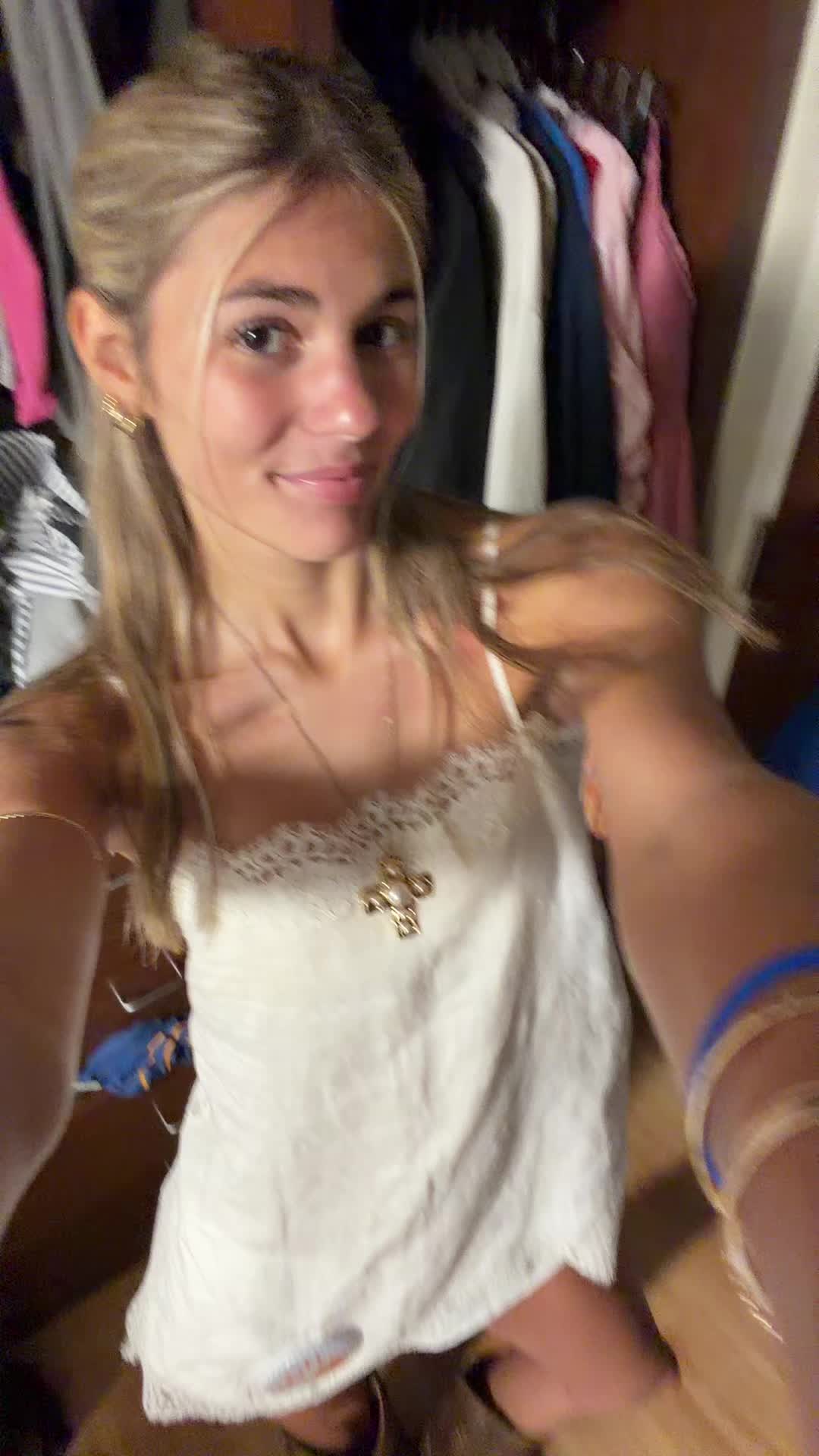 @😻