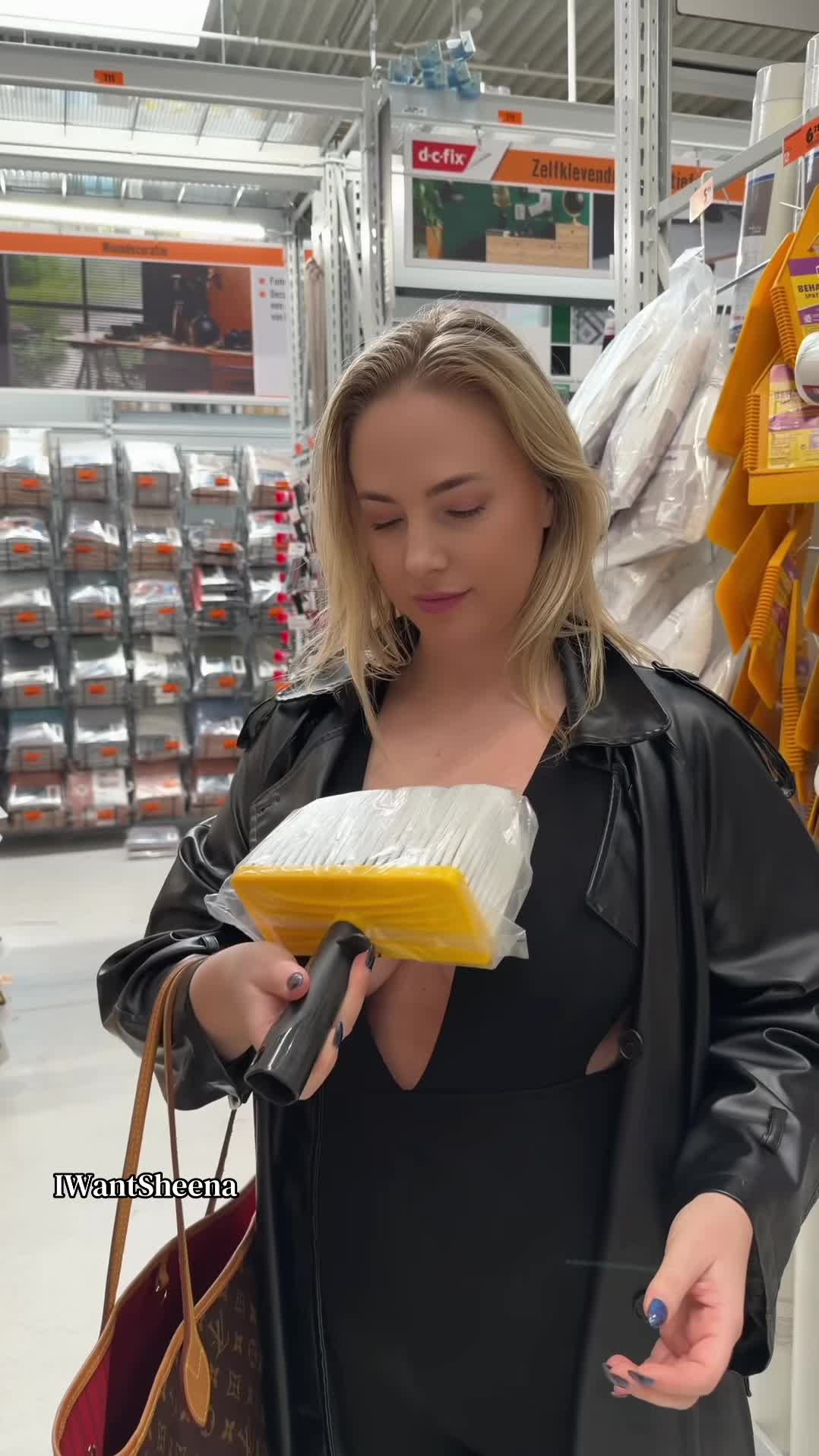 @IWantSheena