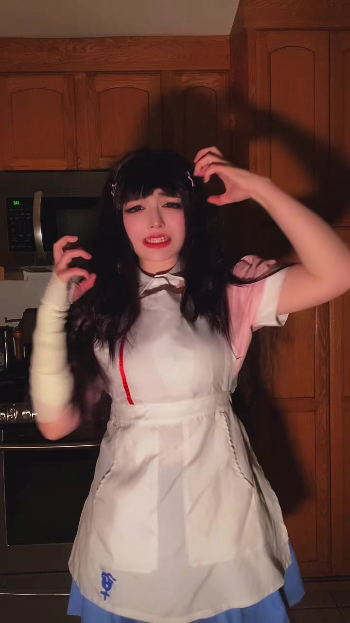 @:3 🔜