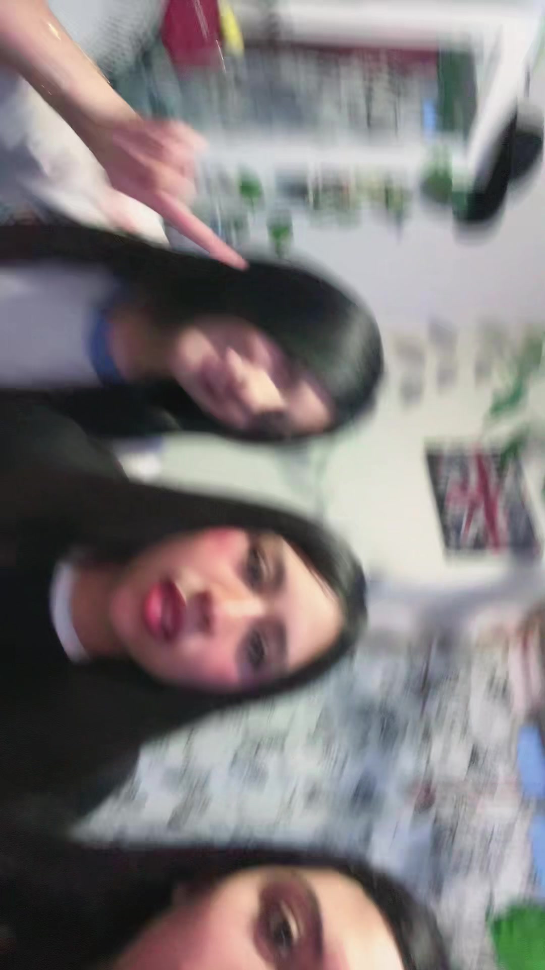 @liz