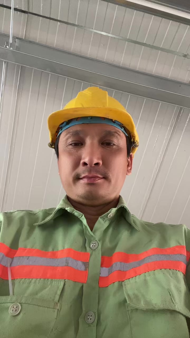 @Th&iacute;ch trắng đen👨&zwj;🌾