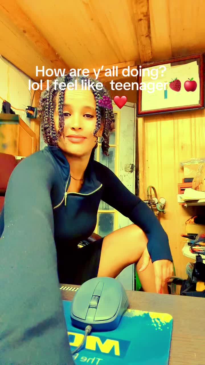 @🅷🅴🅻🅴🅽 ከ҈ም҈ድ҈ሌ҈ተ҈ይ҈