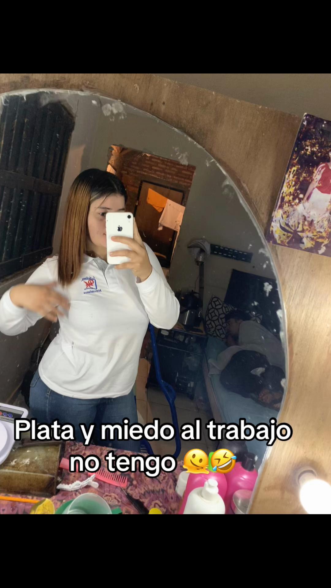 @ana Flores